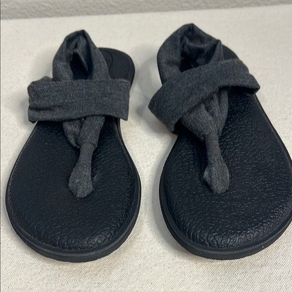 Sanuk Shoes - Sanuk Yoga Sling 2 Sandals | Size 7 | Black/Charcoal Gray
